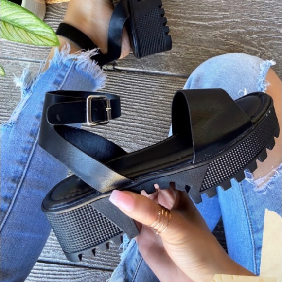 One band platform sandals 10 - Picture 8 of 8